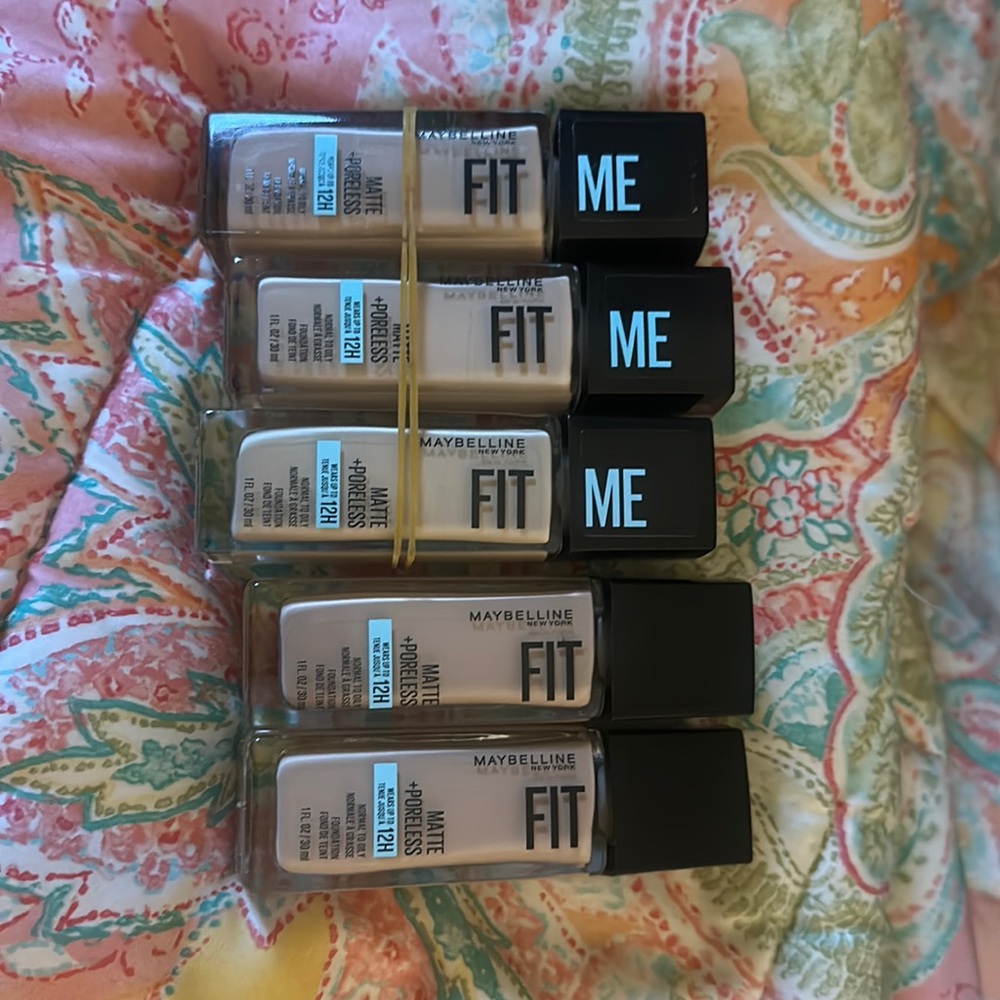 maybelline fit foundation matte + poreless brand new